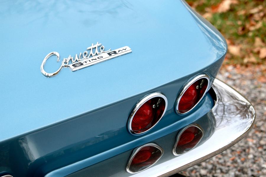 Детали экстерьера Chevrolet Corvette Stingray 1963 года  (фото 10 из 75)